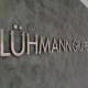 Edelstahllogo Lühmann-Gruppe